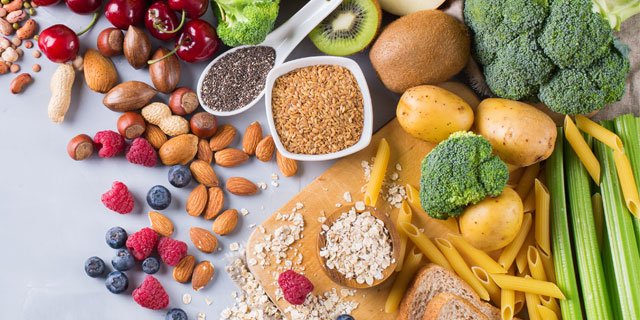 A Registered Dietitian's Take on Fibermaxxing