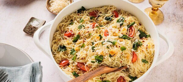Angel Hair Pasta with Spinach and Clams