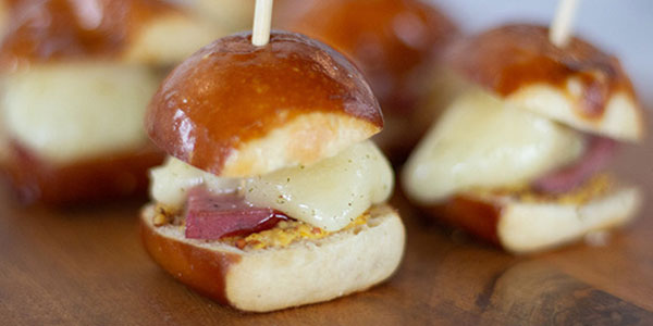Pub Pretzel Bite Sliders