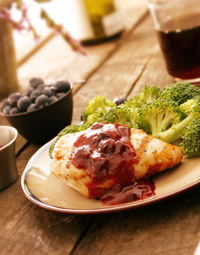 Grilled Chicken with Blueberry Sauce