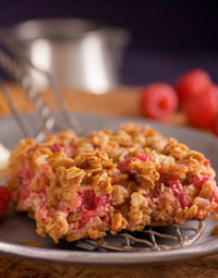 Raspberry Granola Bake