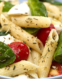 Penne Pasta Salad with Spinach and Tomatoes