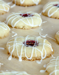 Raspberry Almond Shortbread Thumbprint Cookies