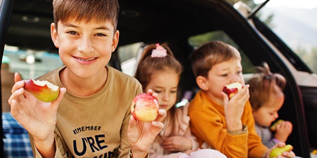 Smart Snacking for Summer Adventures