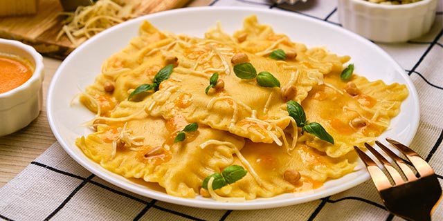 Ravioli With Pumpkin Sauce