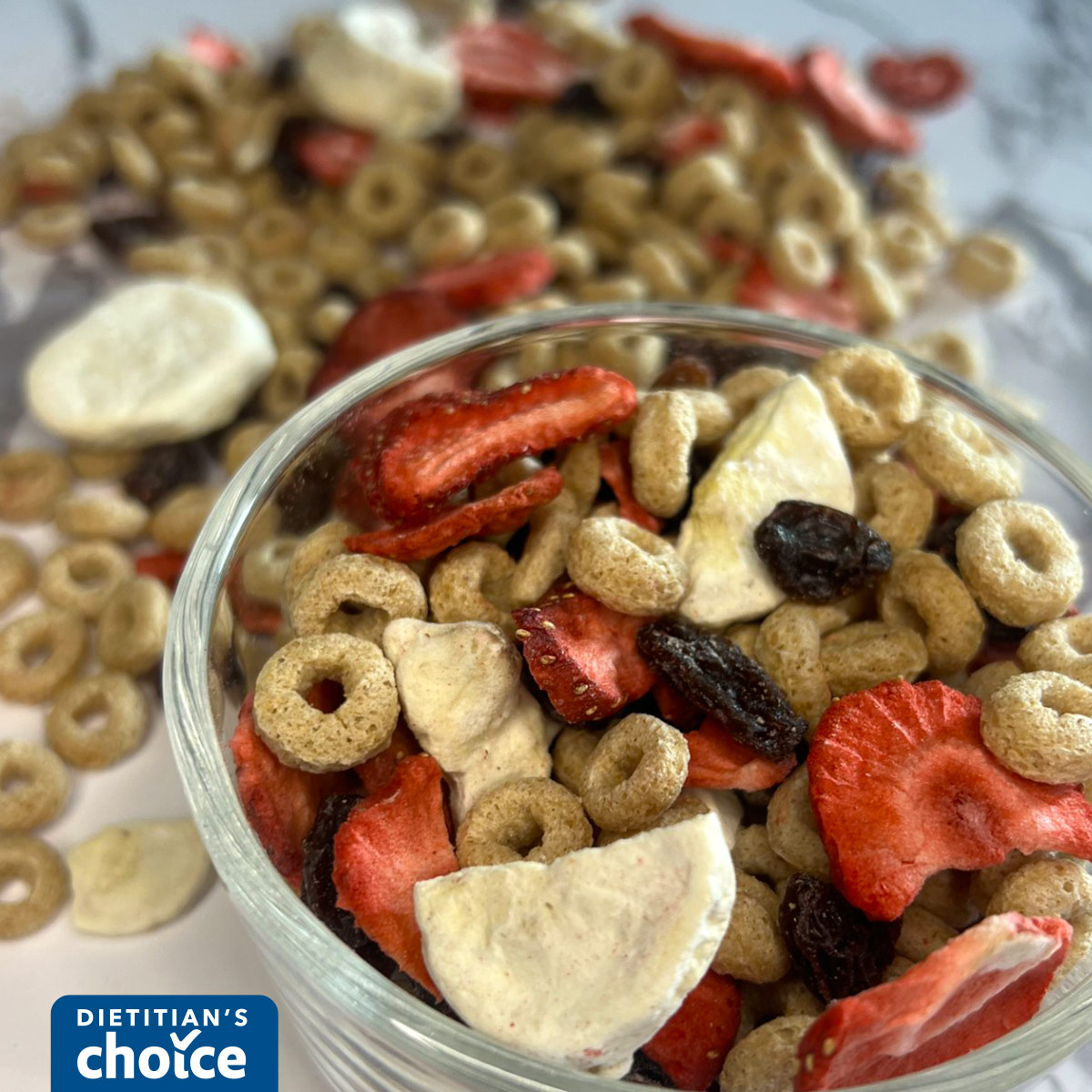 Strawberry Banana Snack Mix